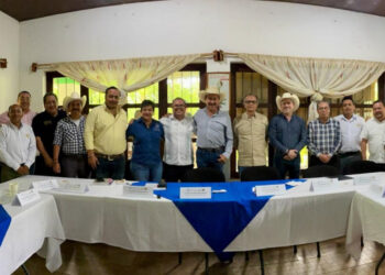 SAGyP y Unach fortalecen alianza por la educación superior y el desarrollo agropecuario