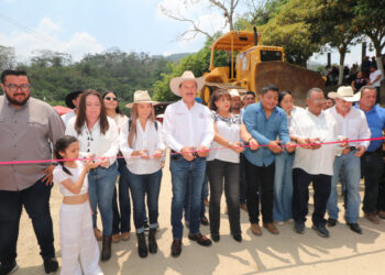 Tecpatán recibe respaldo institucional para fortalecer al campo: SAGyP