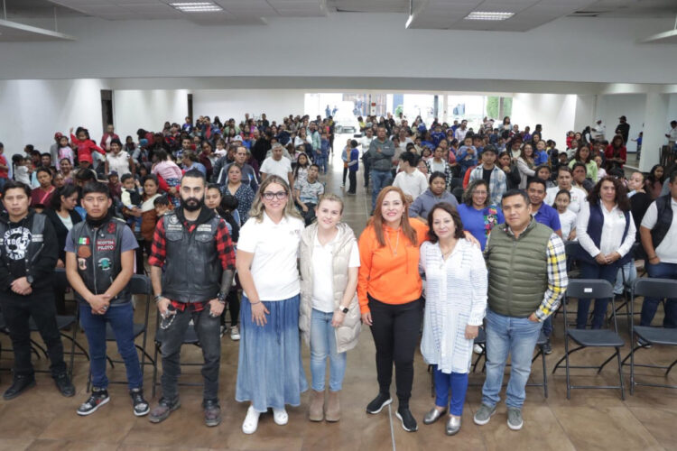 Ayuntamiento y DIF San Cristóbal festejan a niñas y niños con discapacidad en su día