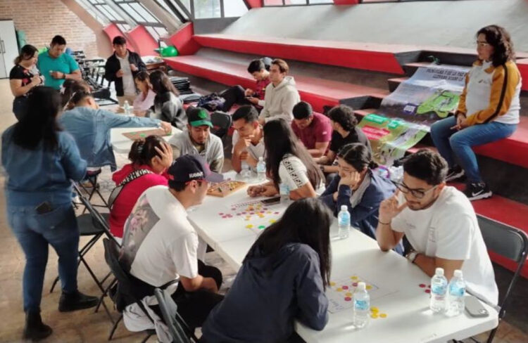 Rescatan Juegos Tradicionales en la Feria de la Primavera y de la Paz 2025