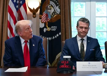 ‘Paciencia’, pide Trump; economía de EU se contrae 0.3% y culpa a Biden