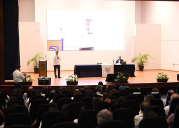 Dictan en la UNACH la conferencia ‘Estrategias para impulsar el desarrollo integral de Chiapas 2025’