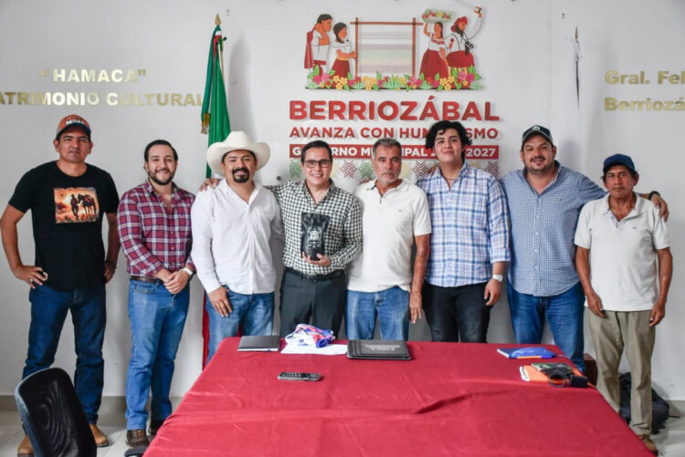 Presentan resultados de estudio de tierra para el cultivo de café en Berriozábal