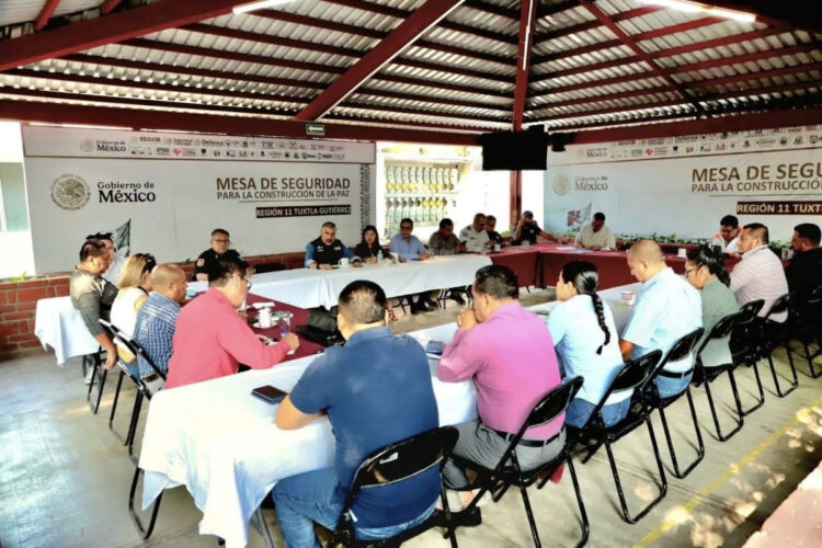 Participa Berriozábal en la Mesa de seguridad para la construcción de la paz
