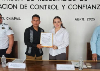 CECCC entrega resultados de Evaluación de Control de Confianza a cuerpos policiacos de Villaflores