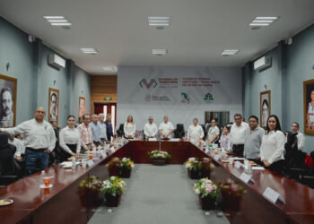 Se realiza en Cecytech sesión académica para validar propuestas curriculares en Chiapas