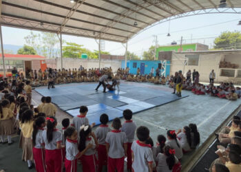 Centra participa en Conmemoración al Día Internacional contra el Acoso Escolar