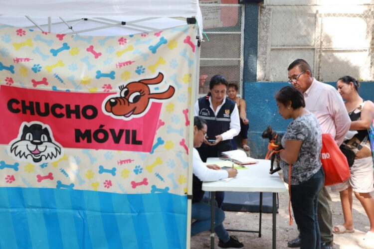 Beneficia Chucho Móvil a mascotas de Paseo del Bosque y colonias aledañas