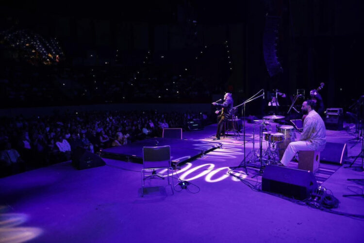 Deleita Diego El Cigala con su música y a la comunidad UNACH y la sociedad chiapaneca