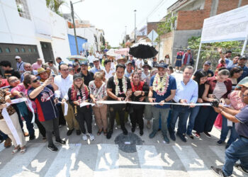 Eduardo Ramírez cumple a habitantes de Tuxtla con calles y espacios renovados