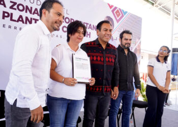 Eduardo Ramírez visita círculos de estudio de Chiapas Puede y entrega equipamiento al Cobach