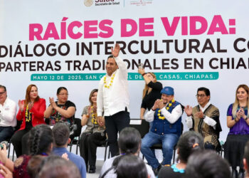 Eduardo Ramírez reconoce legado y compromiso de las parteras tradicionales de Chiapas