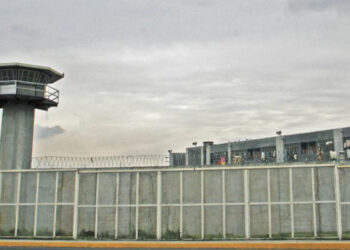 Penas más severas a quienes ayuden a reclusos a escapar