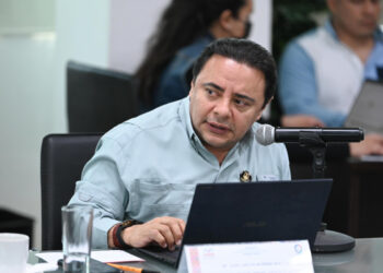 Fortalece Juan Carlos Moreno Guillén comunicación con Salas Regionales