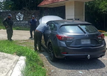 Policía Estatal Fronteriza brinda apoyo vial