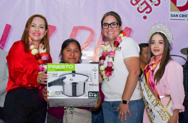 Fabiola Ricci celebra el Día de las Madres con mujeres de la zona norte de San Cristóbal