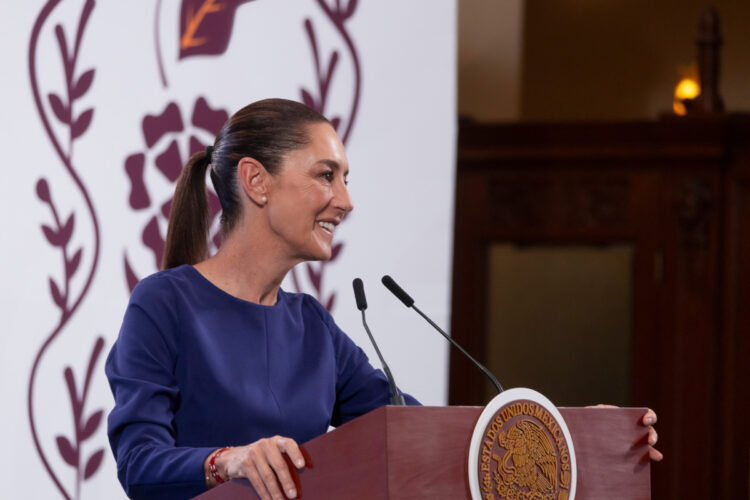 Avanza programa de infraestructura carretera