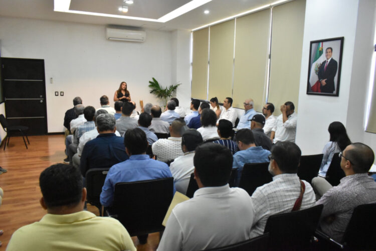 Inédito acuerdo entre 17 sindicatos de volqueteros y consorcios que construirán autopista Palenque – Ocosingo