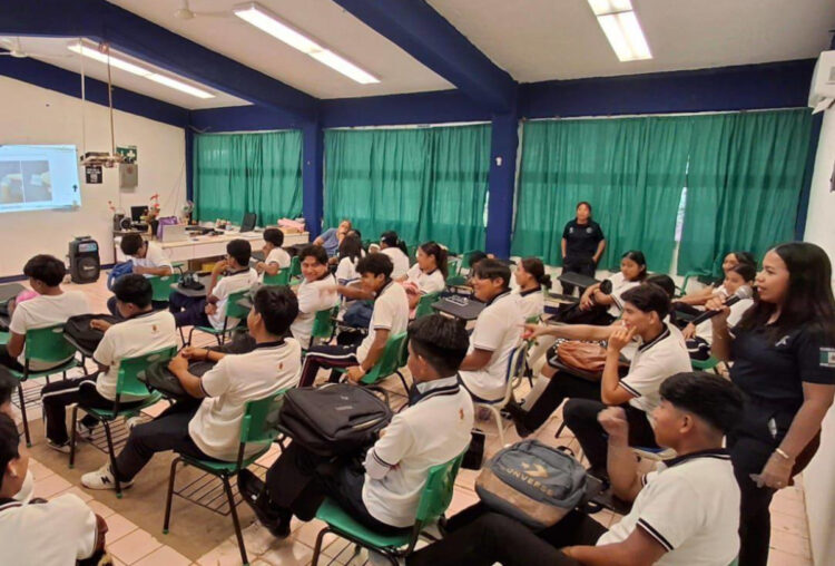 SSPyPCM imparte plática de prevención de adicciones