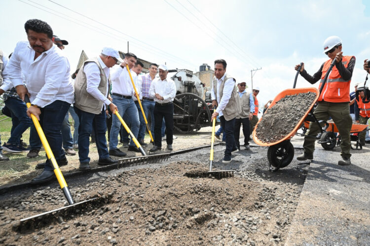 Eduardo Ramírez inicia el bacheo estatal y anuncia inversión histórica en agua potable para Comitán