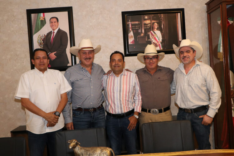 Frente común contra el gusano barrenador, establecen ganaderos y Gobierno de Chiapas