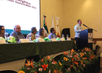 Impulsa IMSS Chiapas acciones de ahorro y uso eficiente de energía