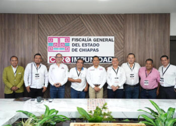 Alianza entre autoridades y transportistas fortalece seguridad en carreteras: Llaven