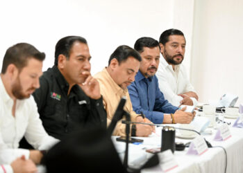 Juan Carlos Moreno Guillén asiste a reunión de Gabinete Legal y Ampliado