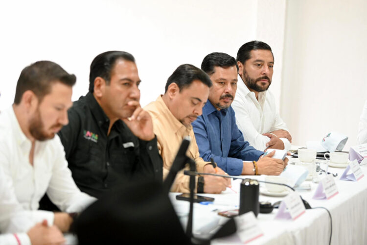 Juan Carlos Moreno Guillén asiste a reunión de Gabinete Legal y Ampliado