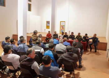 Autoridades y transportistas fortalecen lazos para mejorar la seguridad y el servicio en SCLC