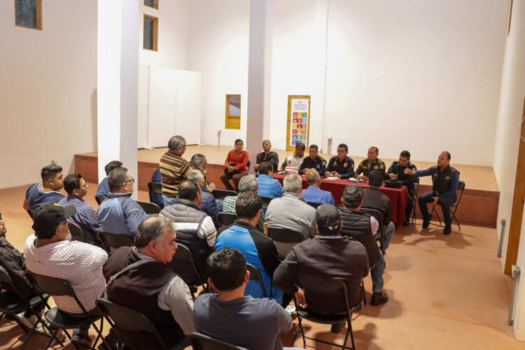 Autoridades y transportistas fortalecen lazos para mejorar la seguridad y el servicio en SCLC