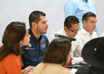 Secretario de Seguridad del Pueblo asiste a la sesión del Gabinete Legal y Ampliado