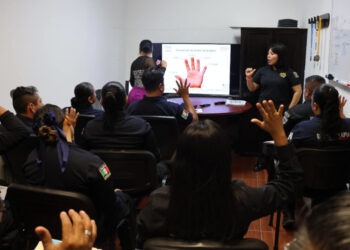 SSP capacita en lengua de señas mexicana a la Unidad de Equinoterapia de la Policía Estatal Preventiva