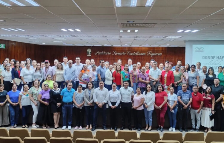 SSP imparte programas preventivos en sector burocrático de Chiapas