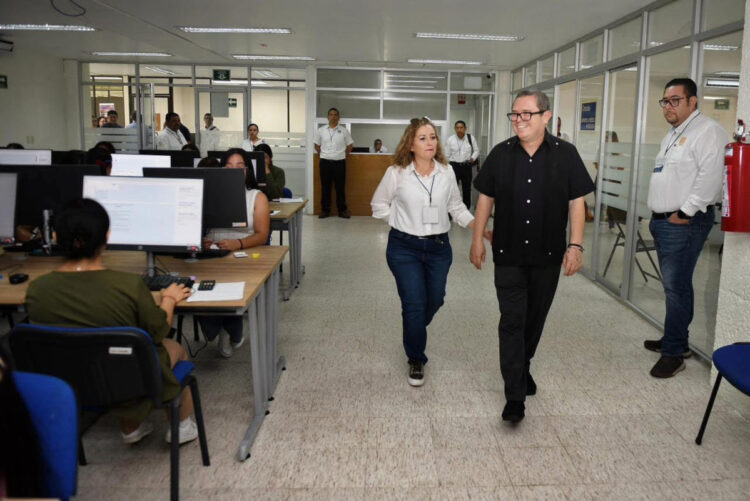 Bajo estrictas medidas de seguridad y transparencia realizó UNACH el examen de admisión de la LMC