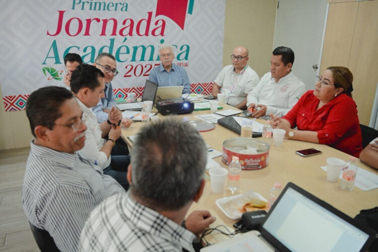 Cecytech se reúne con coordinadores de zona para dar seguimiento a estrategias educativas