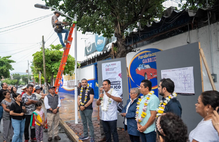 Eduardo Ramírez arranca mejoramiento del alumbrado público en colonias de la capital