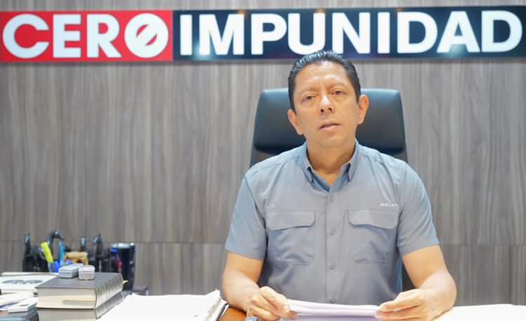 Inician reparación del daño y continúan investigaciones tras percance automovilístico de unidad de FGE en Chenalhó