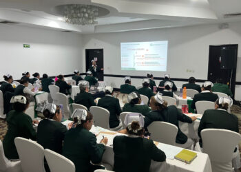 Capacita IMSS Chiapas a personal directivo en Enfermería para fortalecer liderazgo institucional