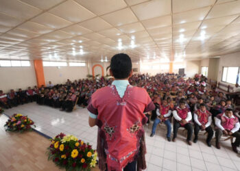 En unidad, debemos romper el círculo de la violencia de género: Jorge Llaven