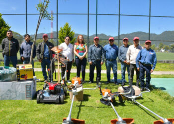 Entrega Fabiola Ricci herramientas para realizar mejoras en los Sedem