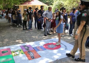 SSP realiza proximidad social con visitantes del ZooMAT