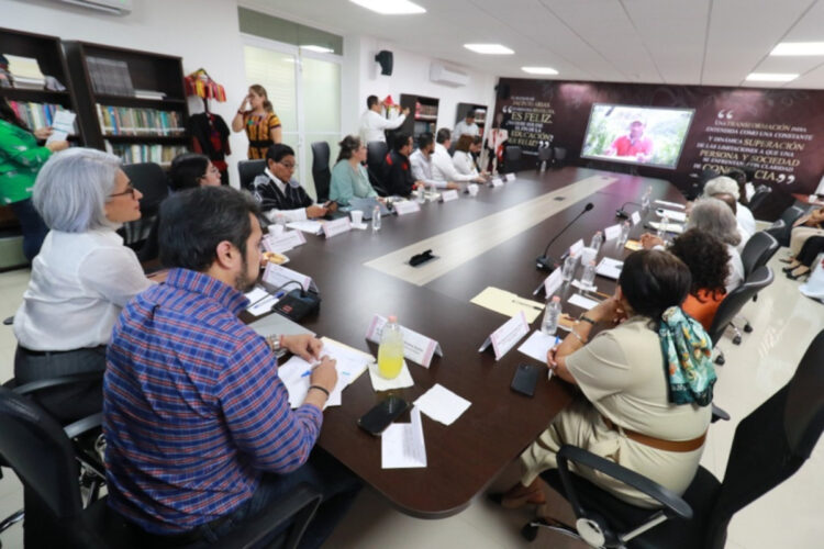 Chiapas y la OEI firman convenio para impulsar proyectos educativos internacionales