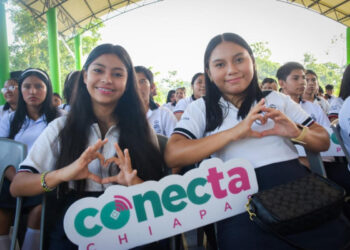 Se reduce la brecha digital con el programa “Conecta Cobach”