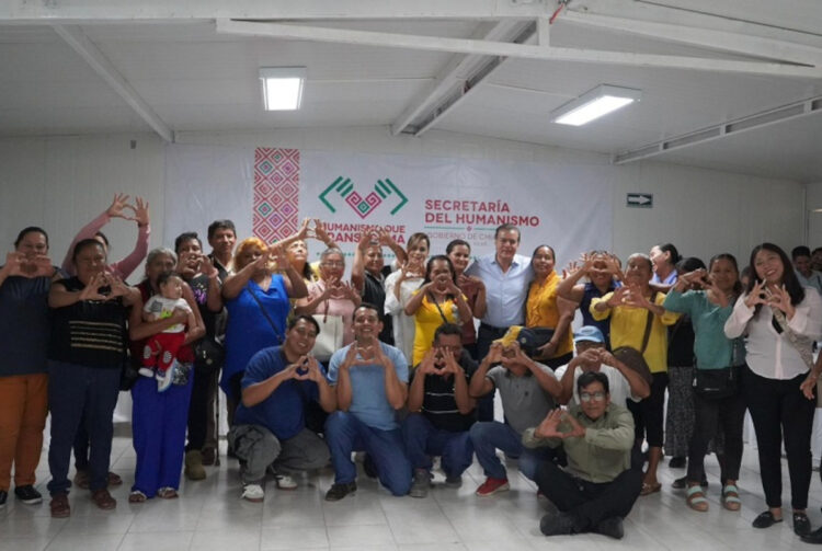 Paco Chacón se reúne con Comités de los Comedores del Humanismo