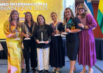 DIF de San Cristóbal recibe el prestigioso Premio Internacional Tonantzin 2025 por su labor altruista