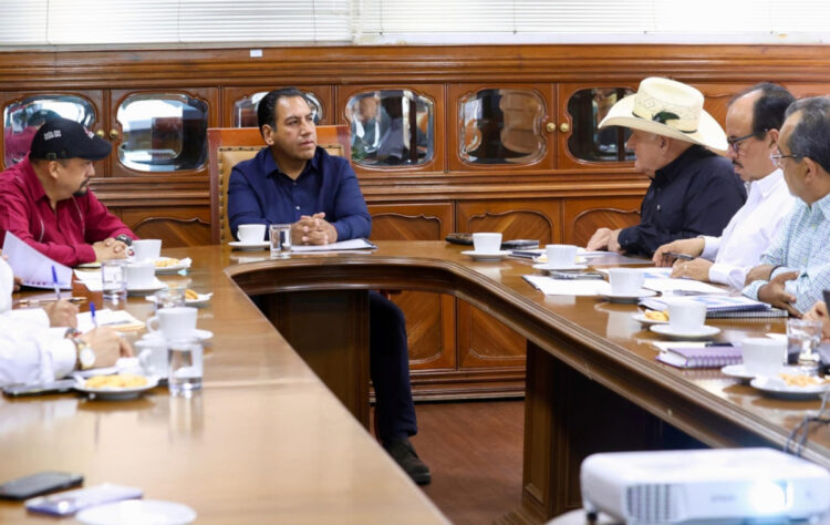 Eduardo Ramírez impulsa transformación del sistema de salud en Chiapas