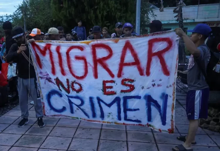 EU construirá el mayor centro federal de detención de migrantes en Texas