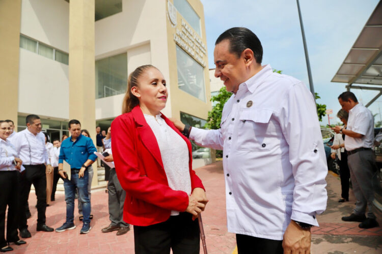 Moreno Guillén llama a fortalecer la atención con humanismo y cercanía