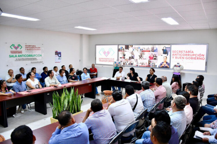 Reciben empresas chiapanecas constancias del Padrón de Contratistas